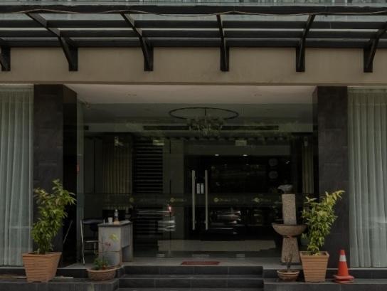 Osaka Hotel Batam Нагоя Экстерьер фото