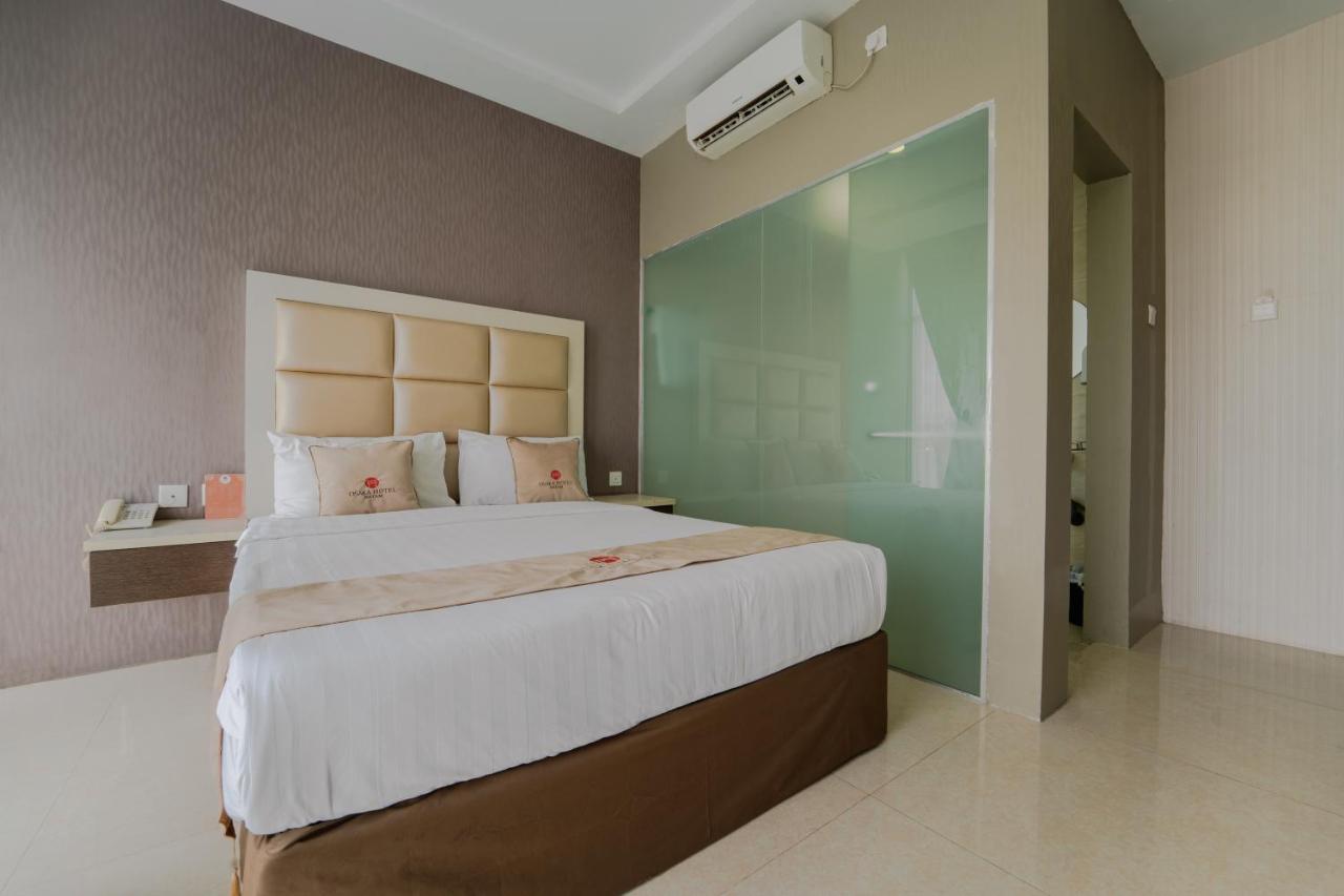 Osaka Hotel Batam Нагоя Экстерьер фото